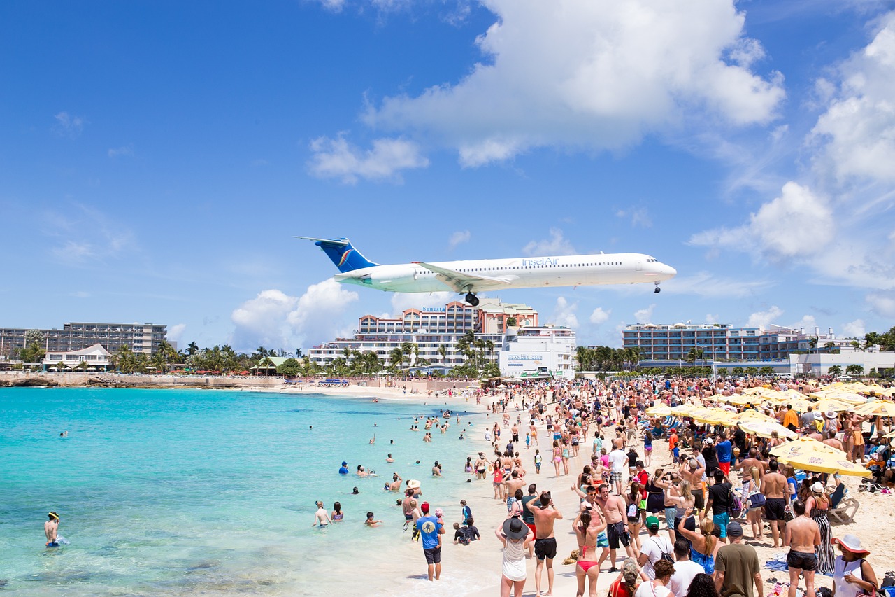 saint martin sint maarten kerosene airplanes beach