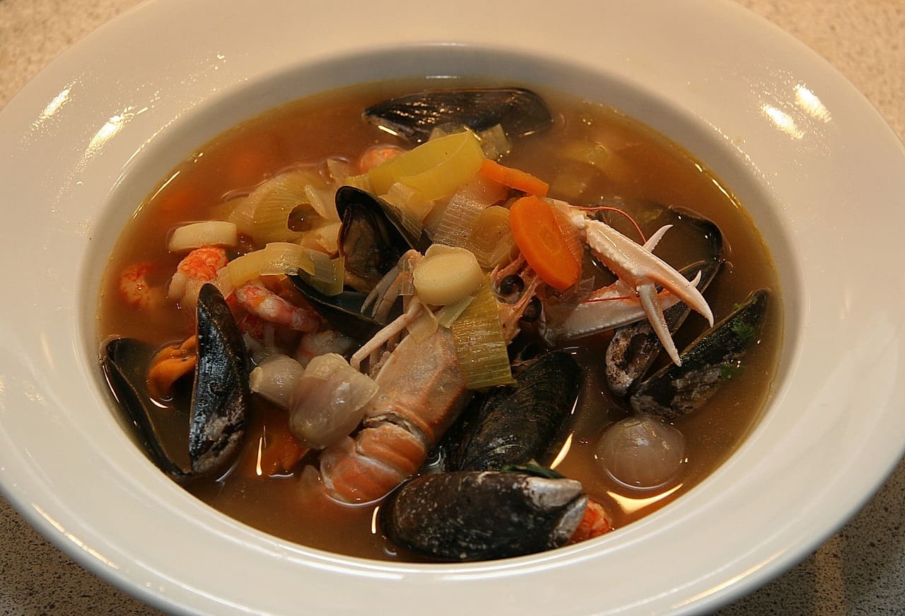 bouillabaisse french fish soup
